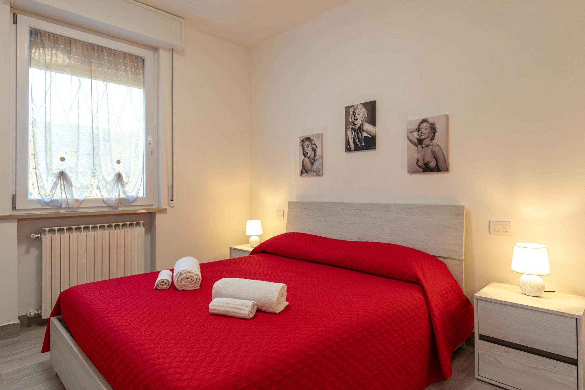 Red Carpet Apartment Кастелнуово дел Гарда Екстериор снимка